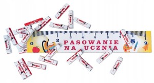 Pudełko na słodycze Linijka z Kinderkami, Pasowanie na Ucznia 24 Kinderki